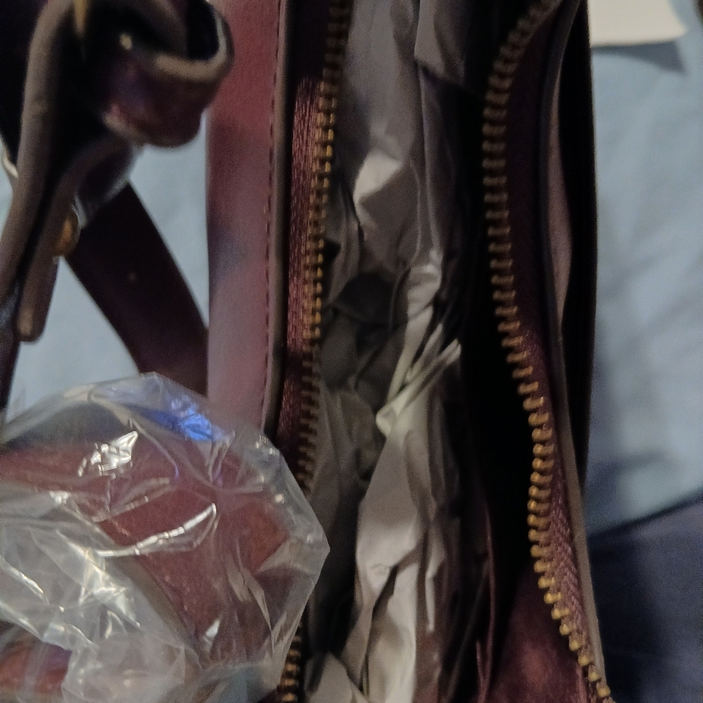 Pioneer NWT Womens Purple Handbag With 2 Straps. - Picture 10 of 10